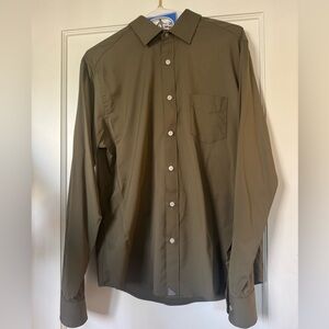UNTUCKit Wrinkle-Free Performance Gironde Shirt - Size M - Like New